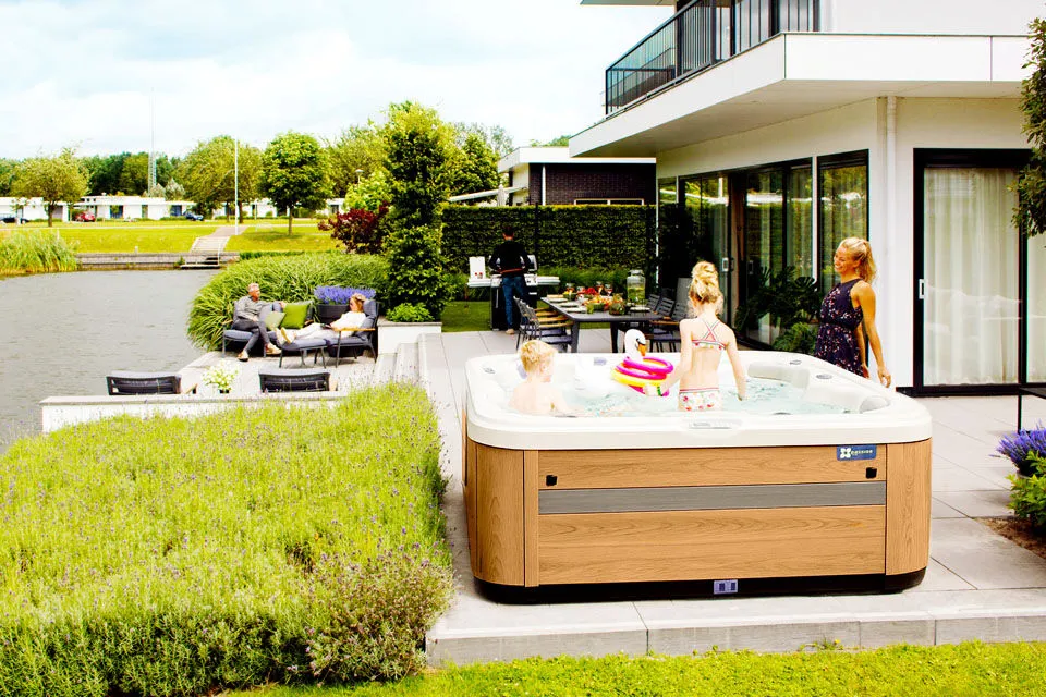 Whirlpool Relax aus der Pure Collection von Passions Spas