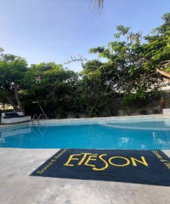 Eteson Badehandtuch am Pool